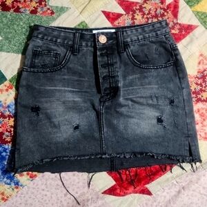 One teaspoon skirt size 28